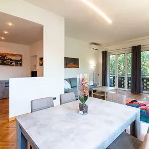 Vittoria 4 Apartment Milan