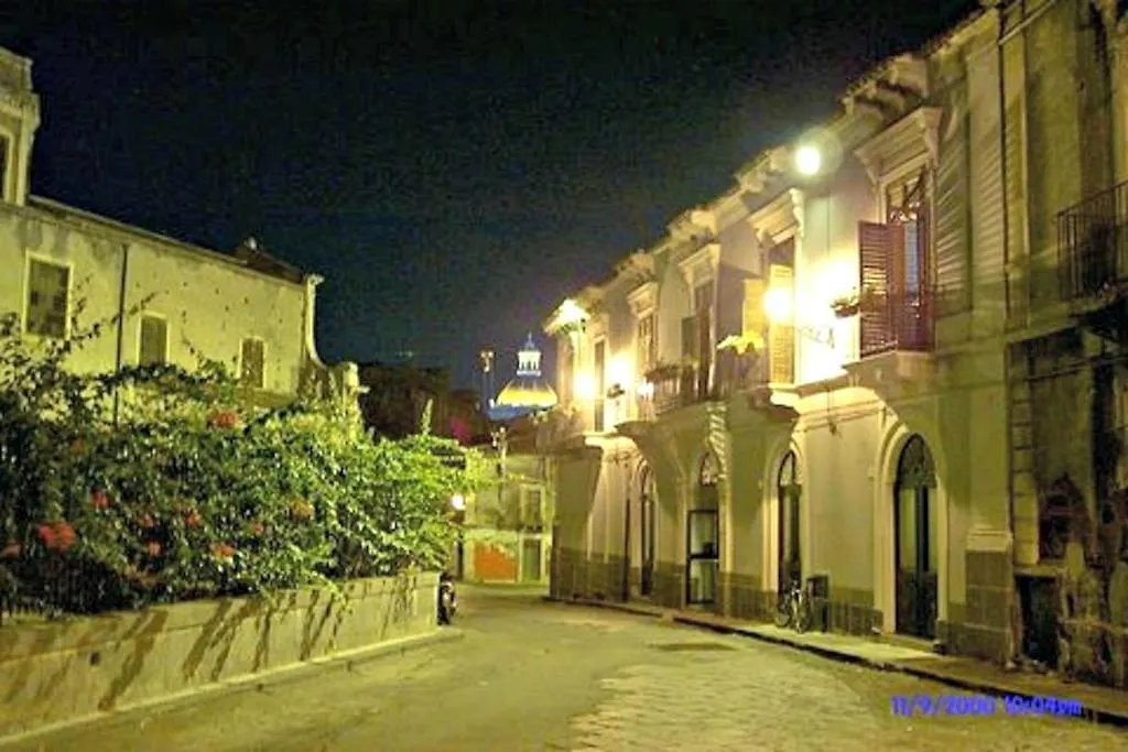 Agora Hostel CTA