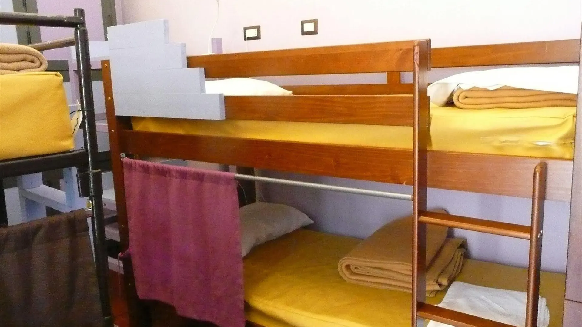 Agora Hostel CTA